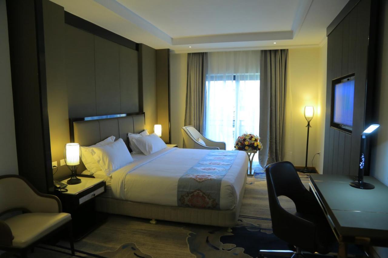 Check Inn Hotel Аддис-Абеба Экстерьер фото