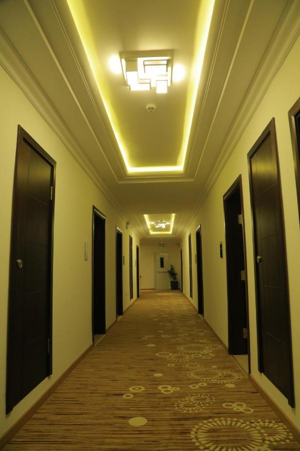 Check Inn Hotel Аддис-Абеба Экстерьер фото