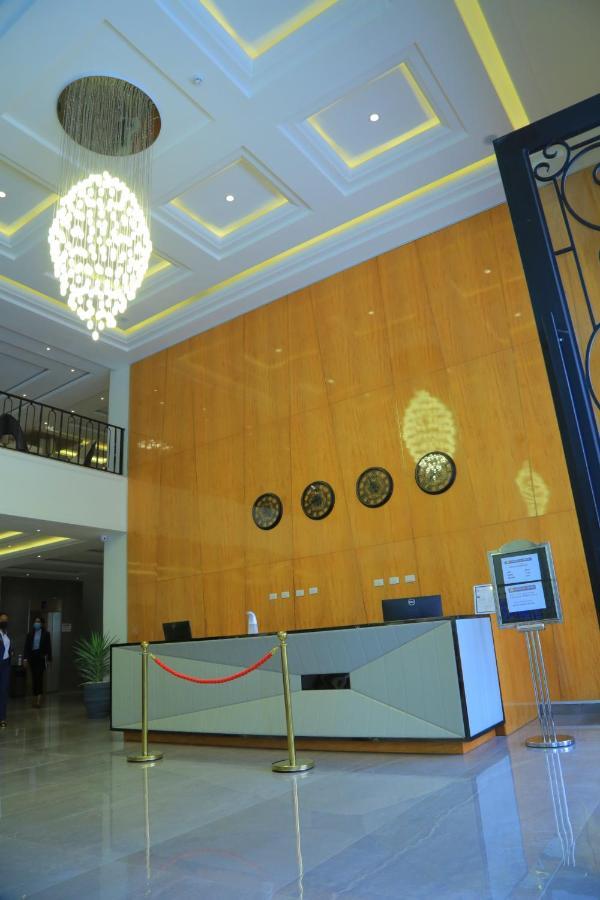 Check Inn Hotel Аддис-Абеба Экстерьер фото